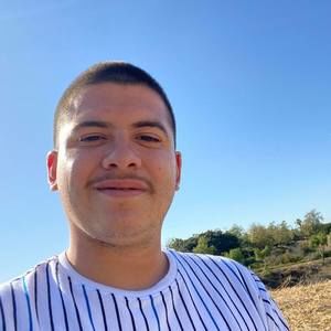 Meet your Posher, Andres